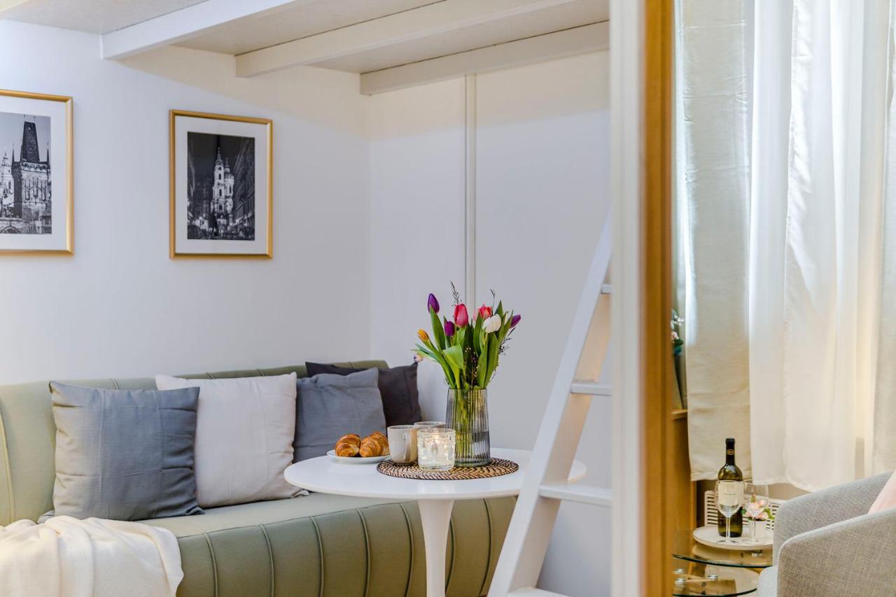 Prague Apt Near Charles Bridge By Michal&Friends Kültér fotó