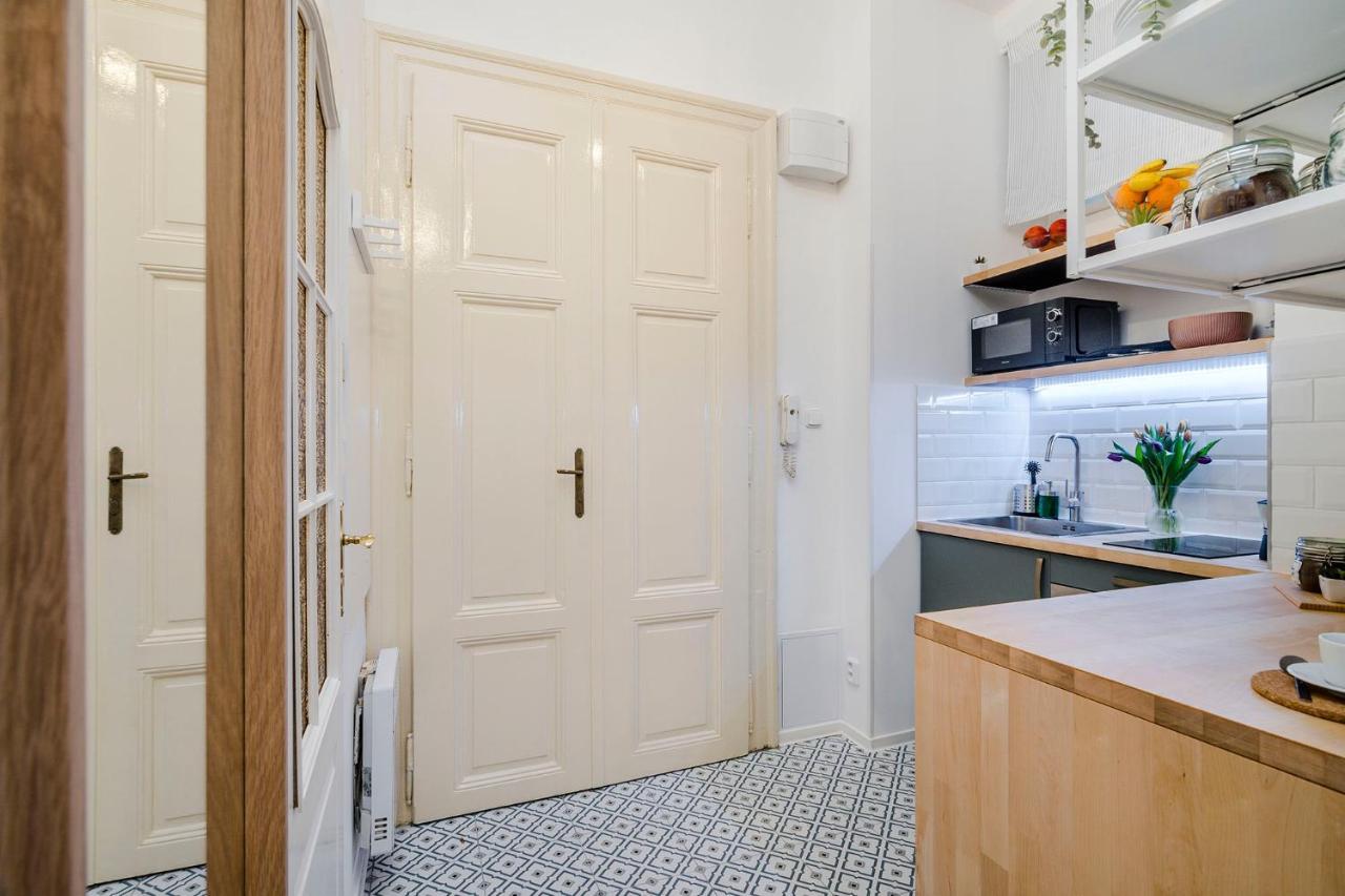 Prague Apt Near Charles Bridge By Michal&Friends Kültér fotó