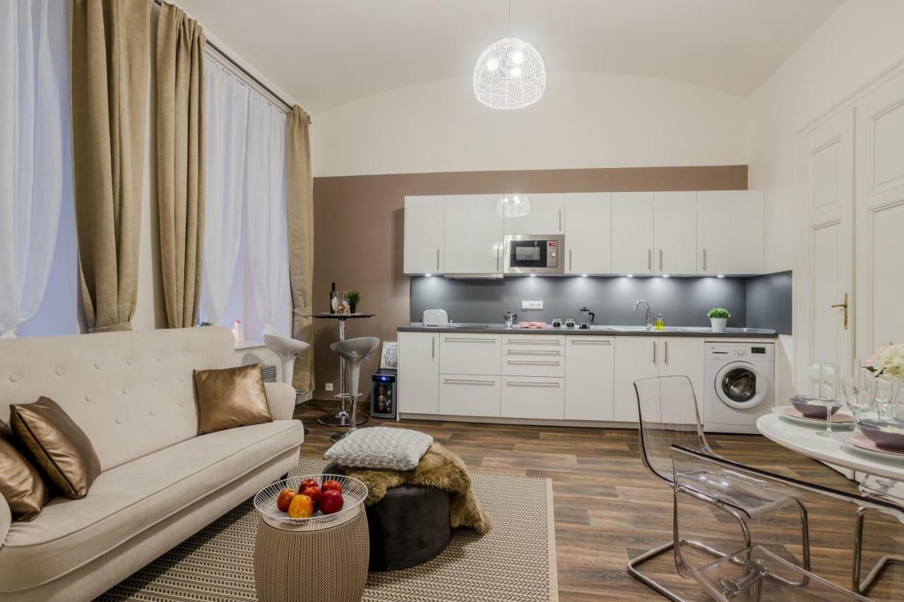 Prague Apt Near Charles Bridge By Michal&Friends Kültér fotó