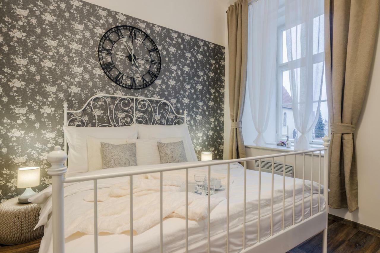 Prague Apt Near Charles Bridge By Michal&Friends Kültér fotó